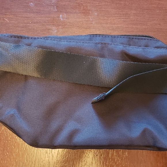 🎉Face It🎉 - Picture 3 of 4